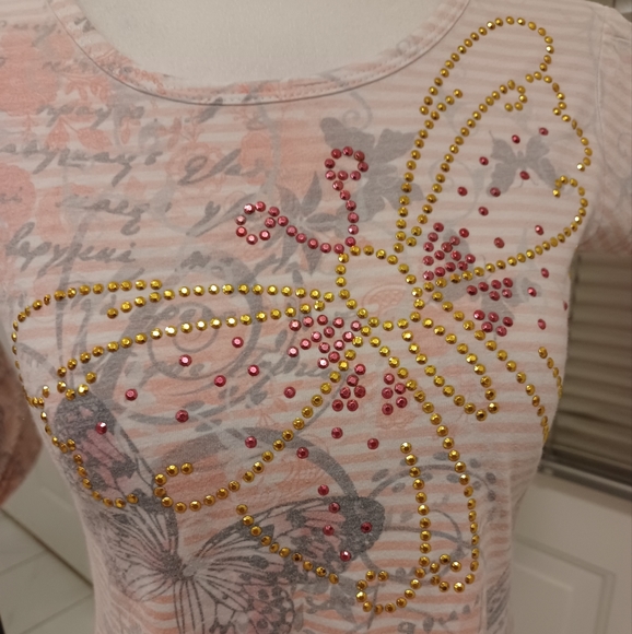 4/$40 Pink Striped Bejeweled Butterfly Tee - Size Medium - Picture 2 of 7